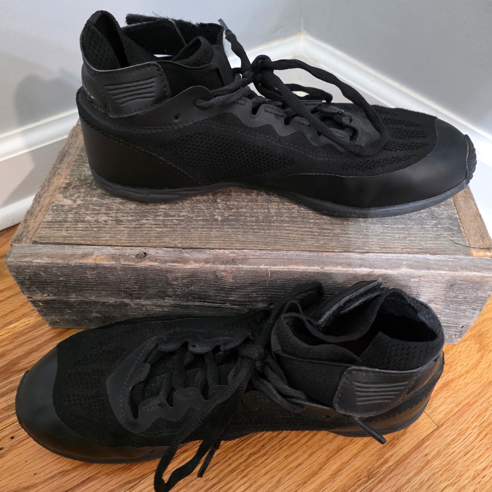 Varsity Cheer Shoes Black High Top V-Force 360 Support Women's Size 9